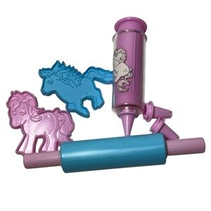 Hasbro 1985 My Little Pony Cookie Cutter Set